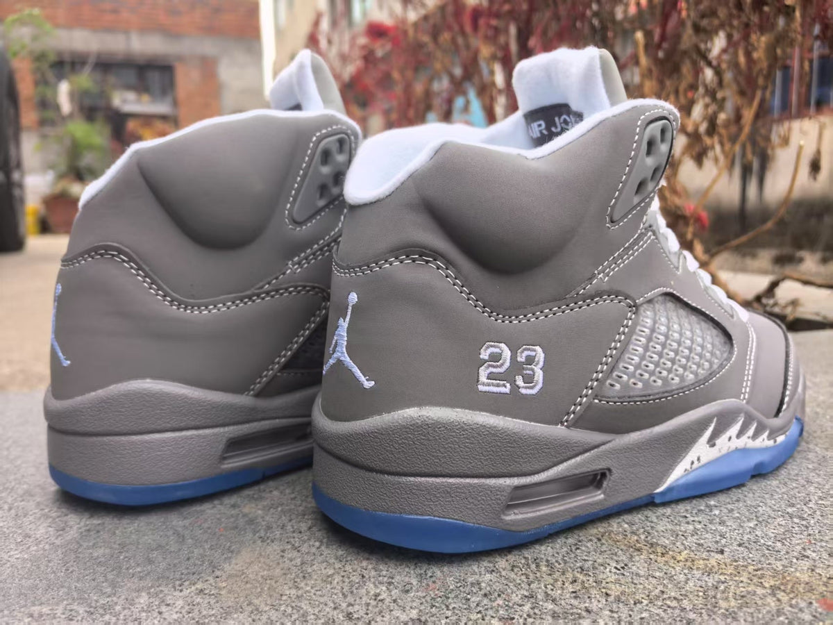 Air Jordan 5 Retro 'Wolf Grey' 2026